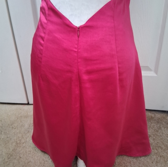 Elliatt Zinnia Fuschia Mini Halter Dress    Size L - Picture 6 of 13